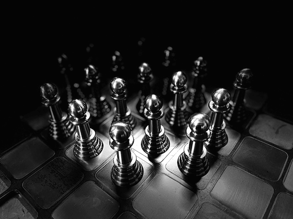 工程師透過Xometry擇冪科技加工國際象棋棋子，實現50年前的童年夢想