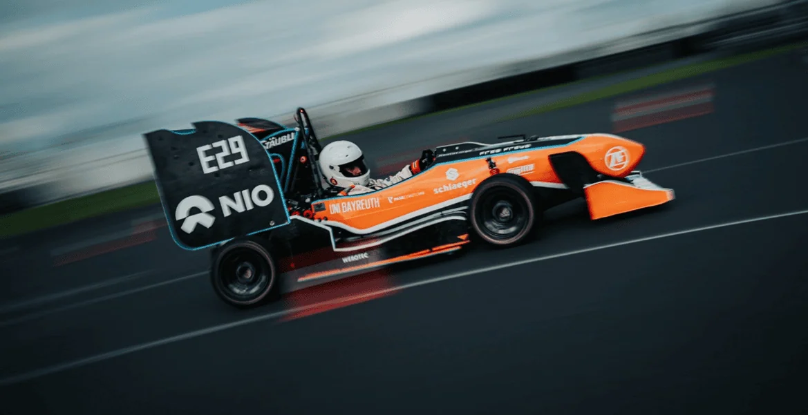 關於 Elefant Racing 在 Formula Student 賽事中與 Xometry 擇冪科技合作歷程的訪談
